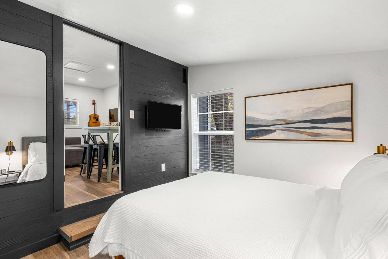New! The Yellow Door- Downtown Wimberley W/ River Access Esterno foto