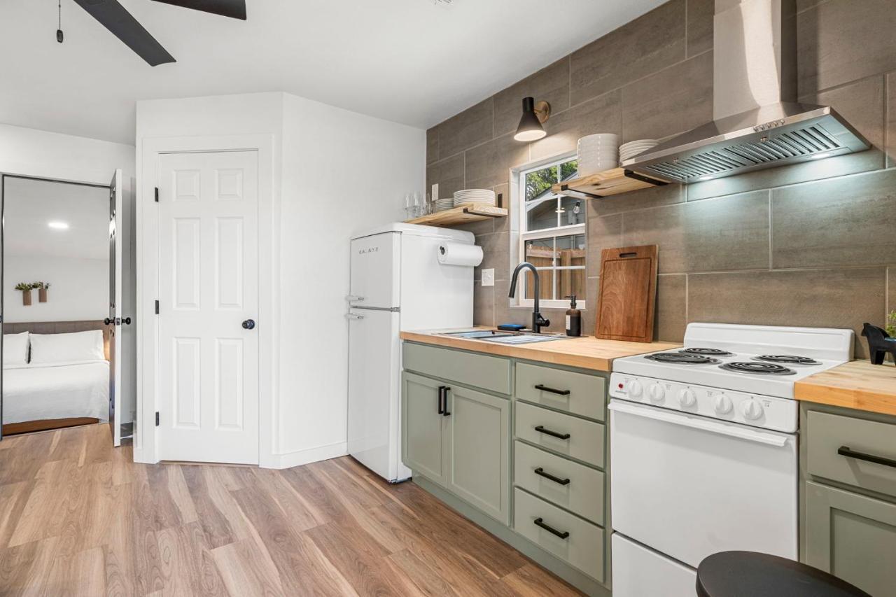 New! The Yellow Door- Downtown Wimberley W/ River Access Esterno foto